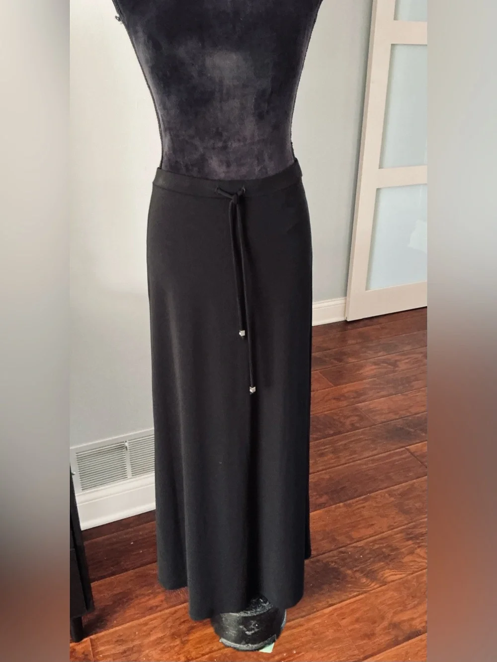 ELEGANT Michael Kors MIDI skirt 🌹